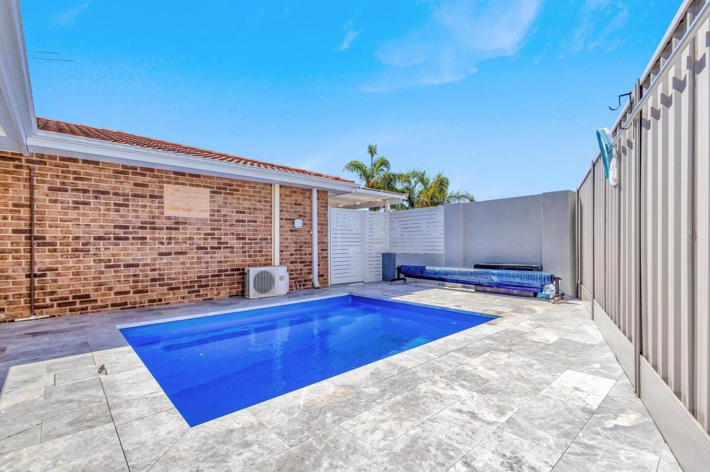Coastal Poolside Retreat Perth