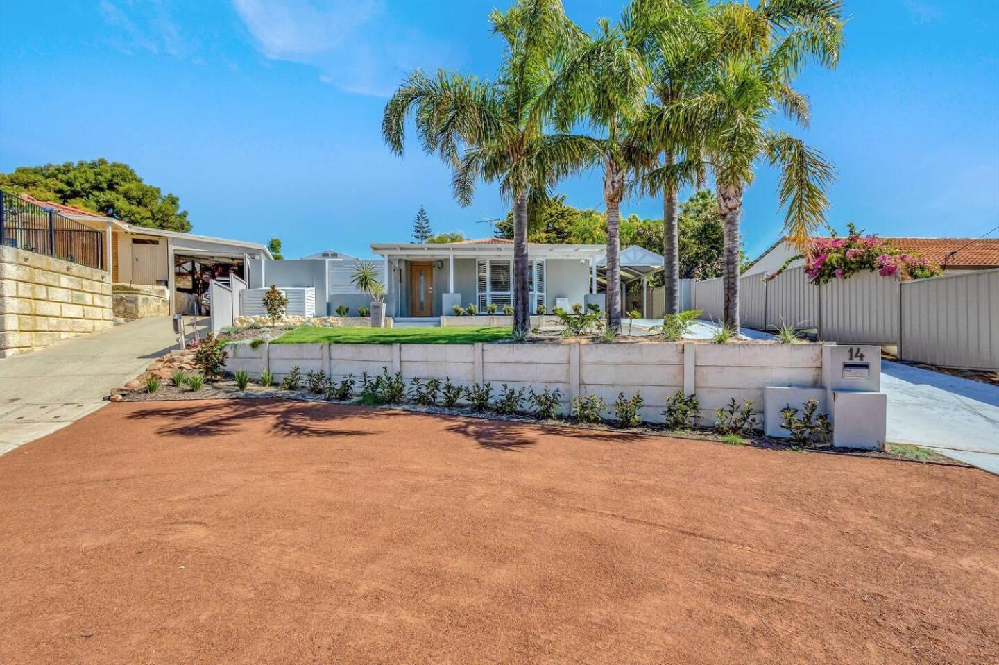 Coastal Poolside Retreat Perth