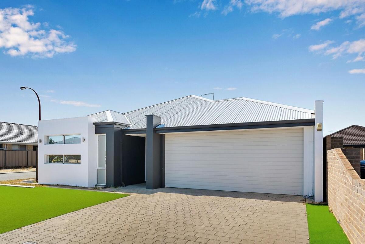 Holiday home Spacious 4 Bedroom House In Southern River