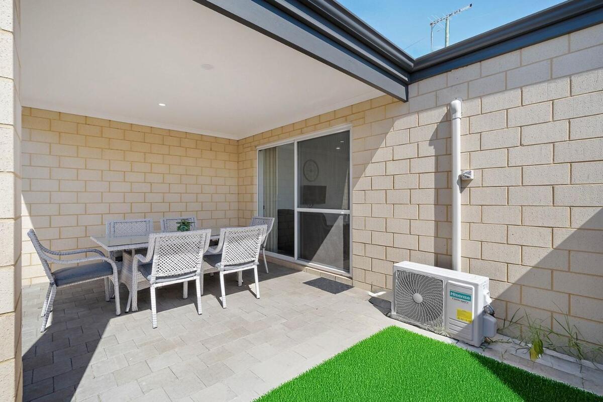 Holiday home Spacious 4 Bedroom House In Southern River *
