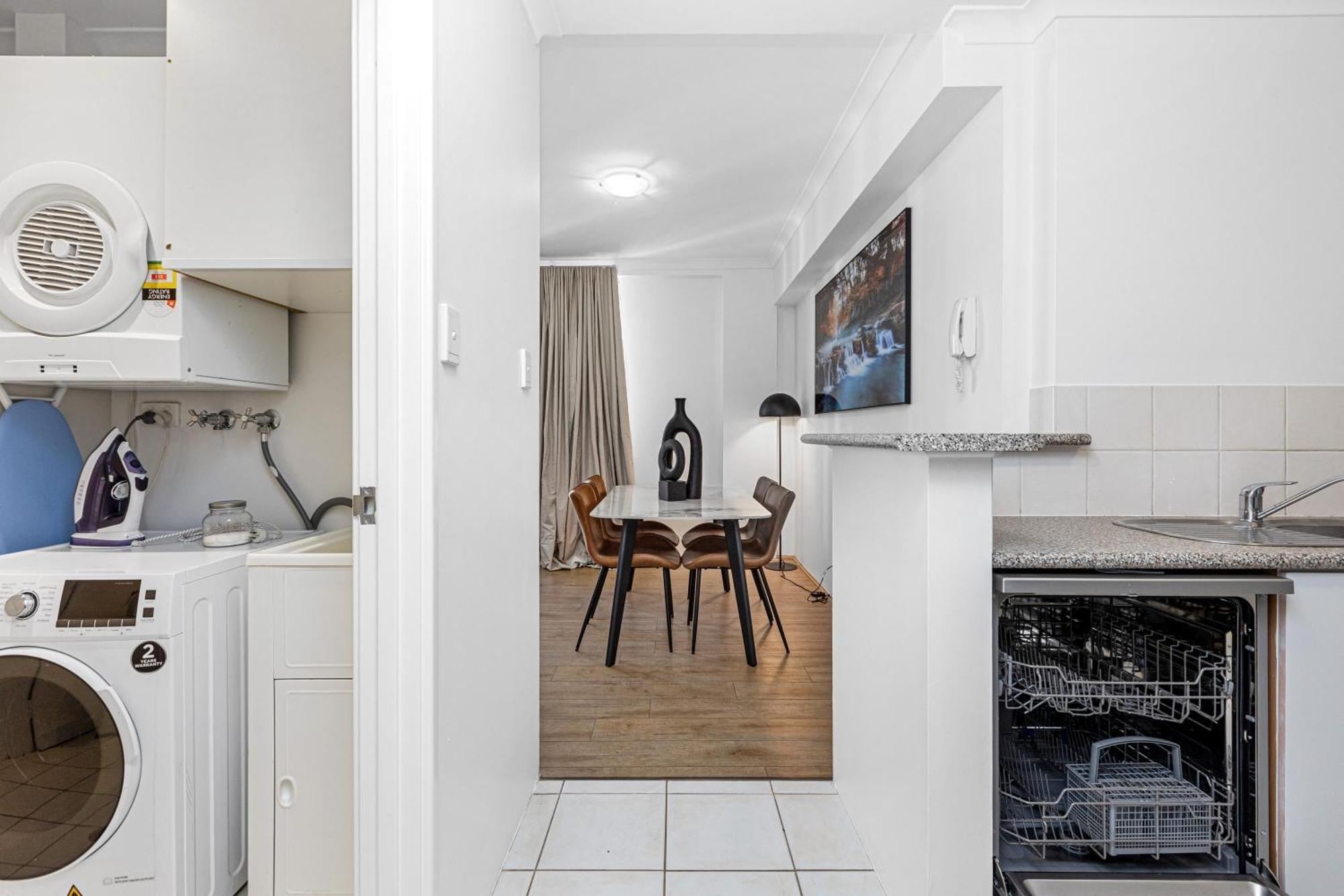 Stunning 1bdr Paradise - Gympool