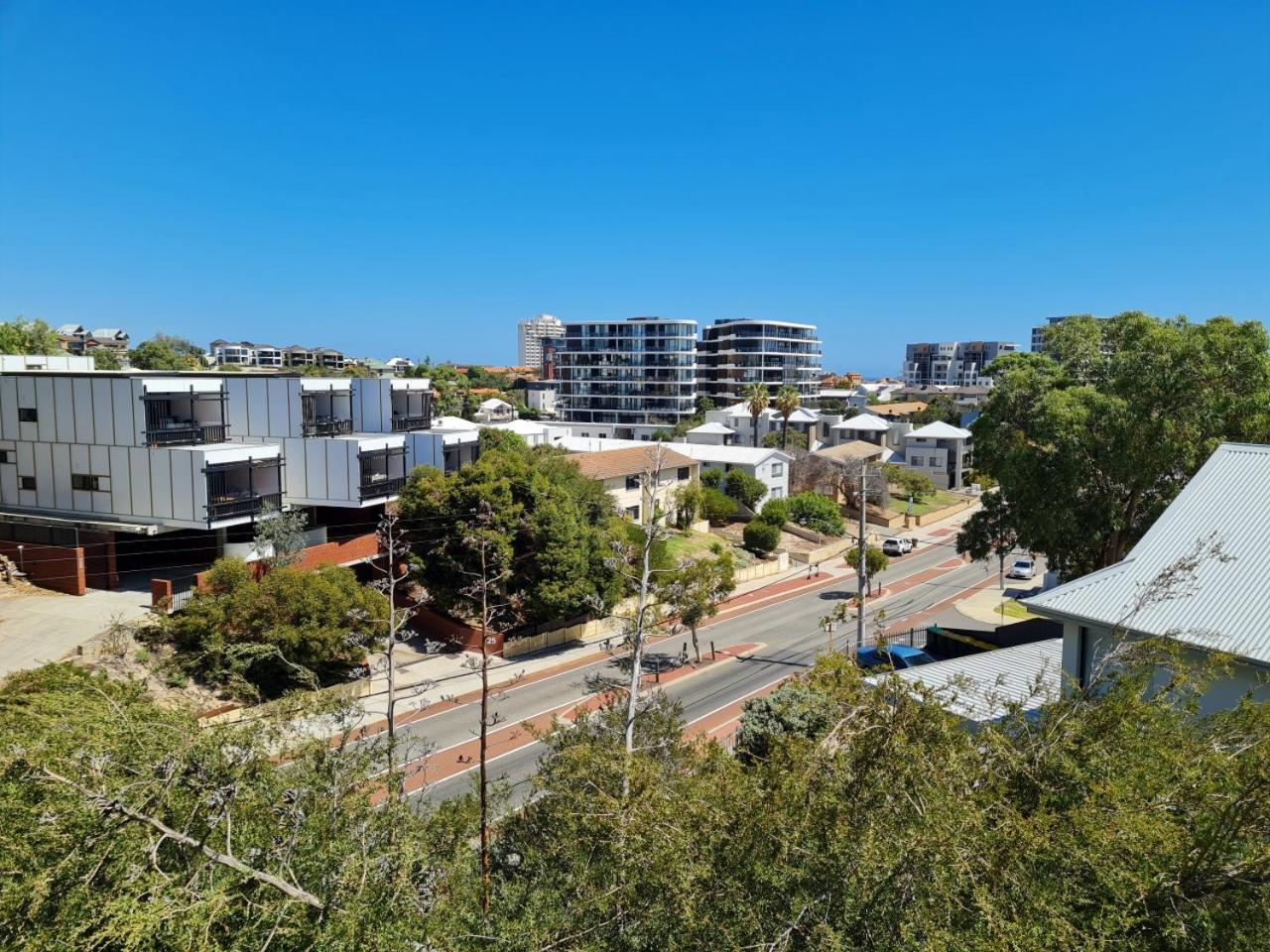 Blue Waters - 1bed Gateway To Scarborough Apartment