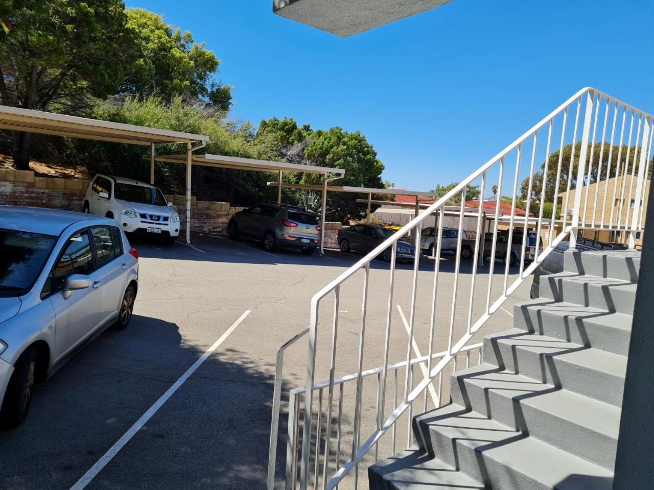 Blue Waters - 1bed Gateway To Scarborough Apartment *