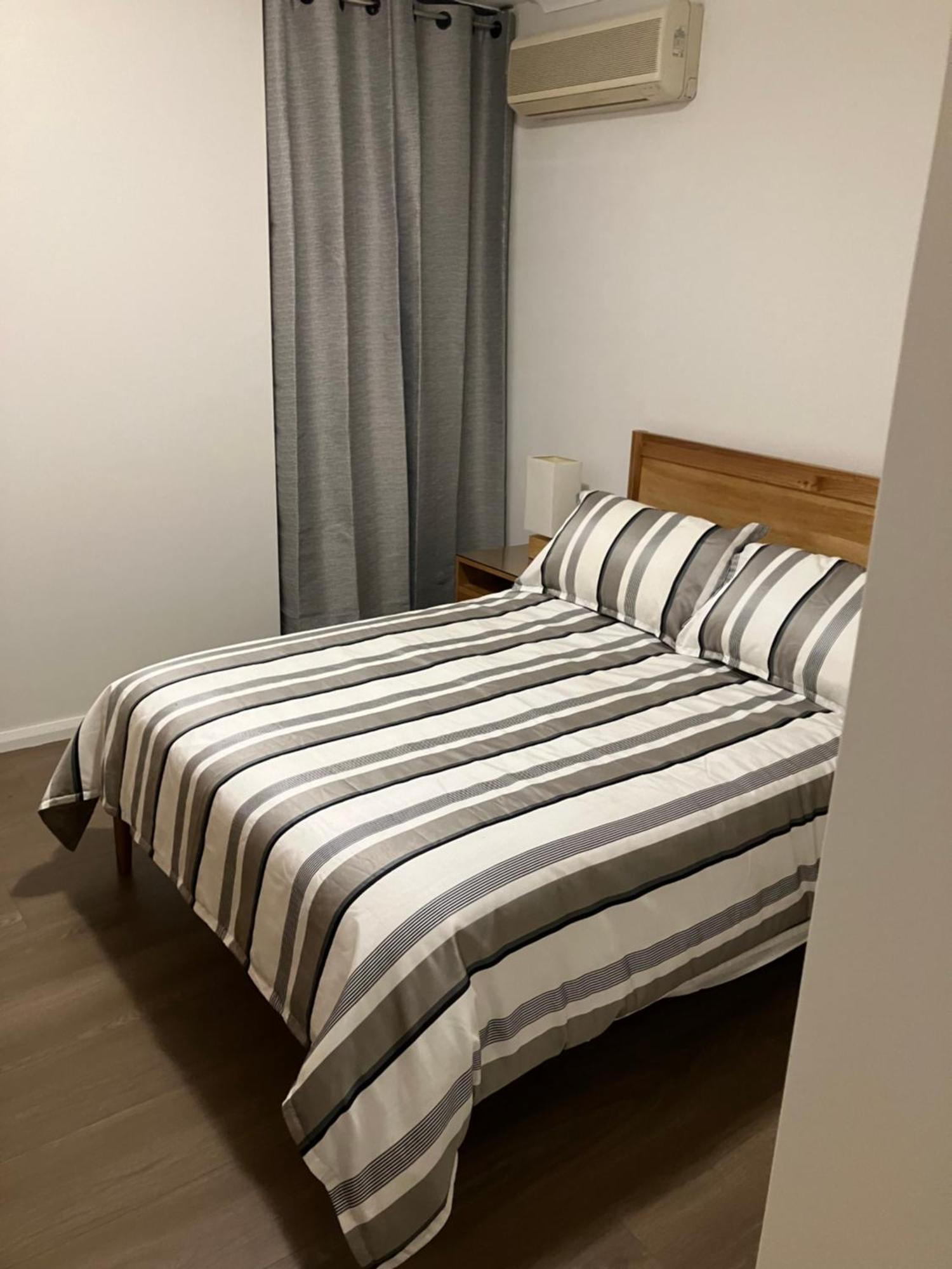 Great Place In Cbd - Min 3 Mths Perth