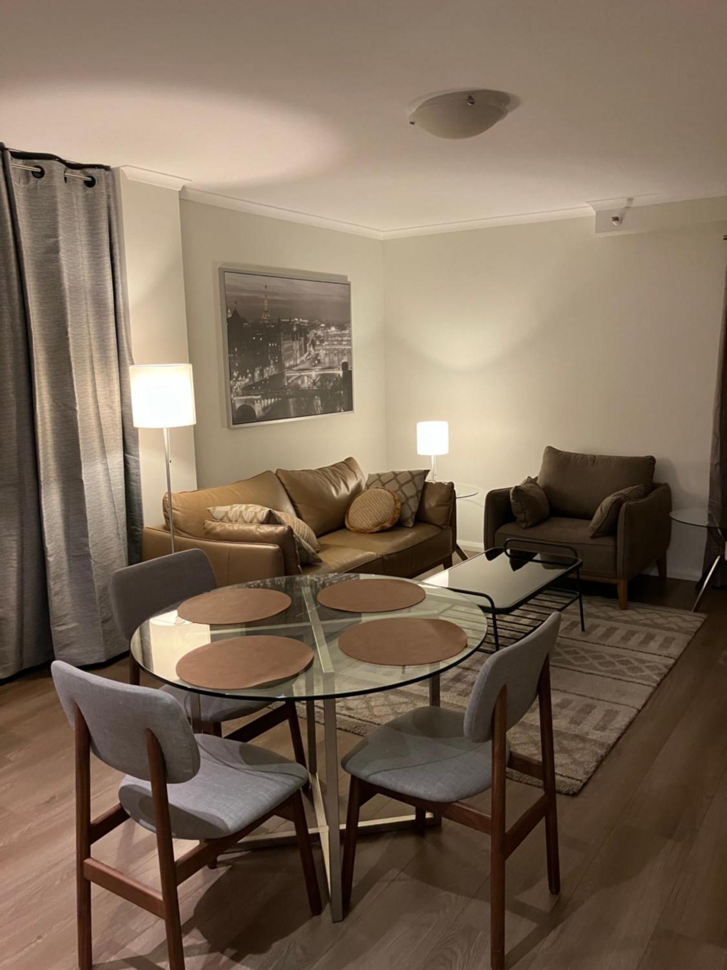 Great Place In Cbd - Min 3 Mths