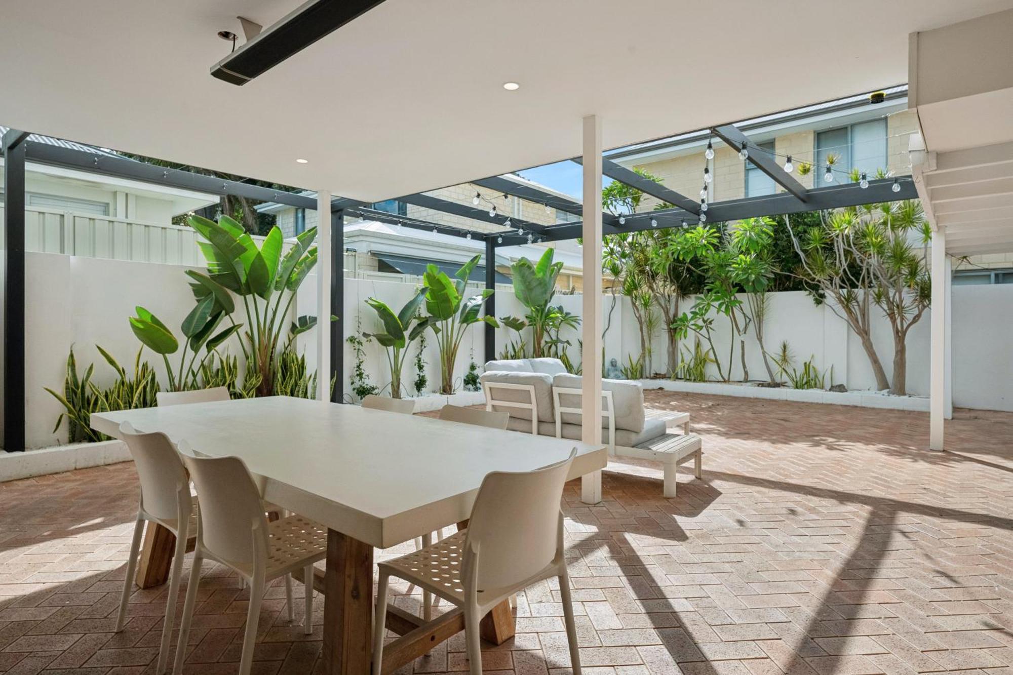 Nor214 - Northstead Coastal Charm Holiday home Perth