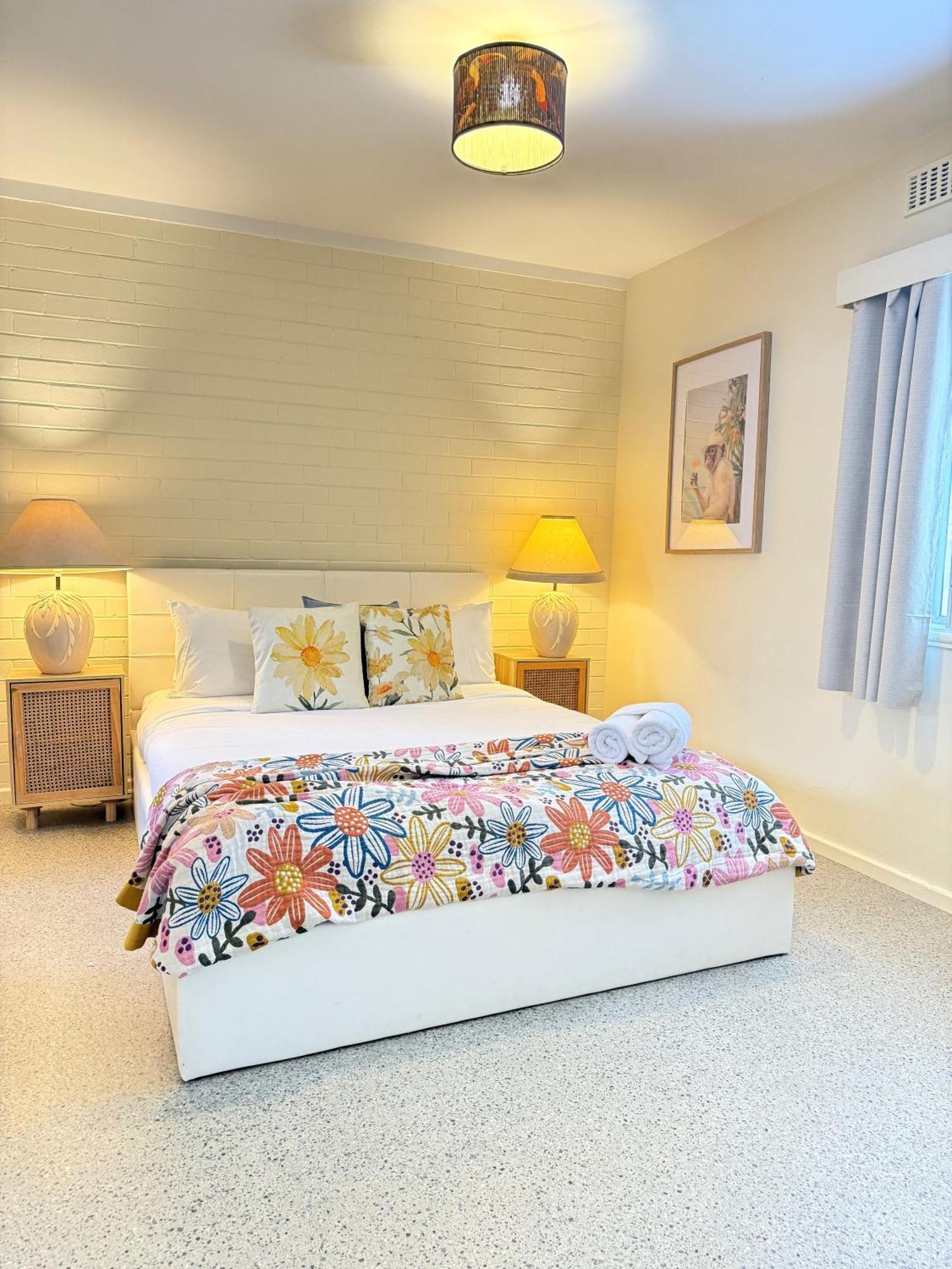 1 West Leederville Nestclose To Cbd & Sjog Hosp