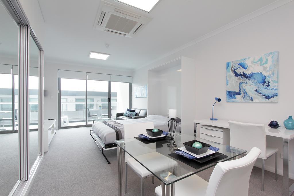 Verandah 4*