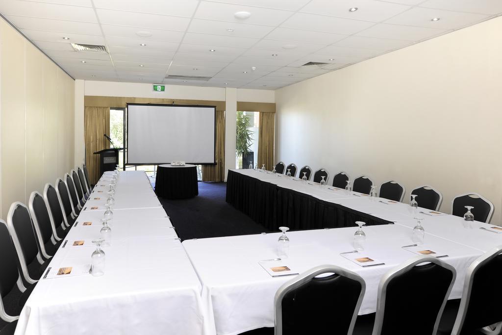 Aparthotel Assured Ascot Quays 4*