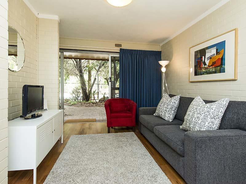 Apartment Rosalie 13