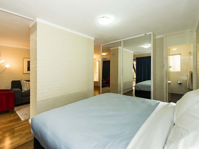 Apartment Rosalie 13