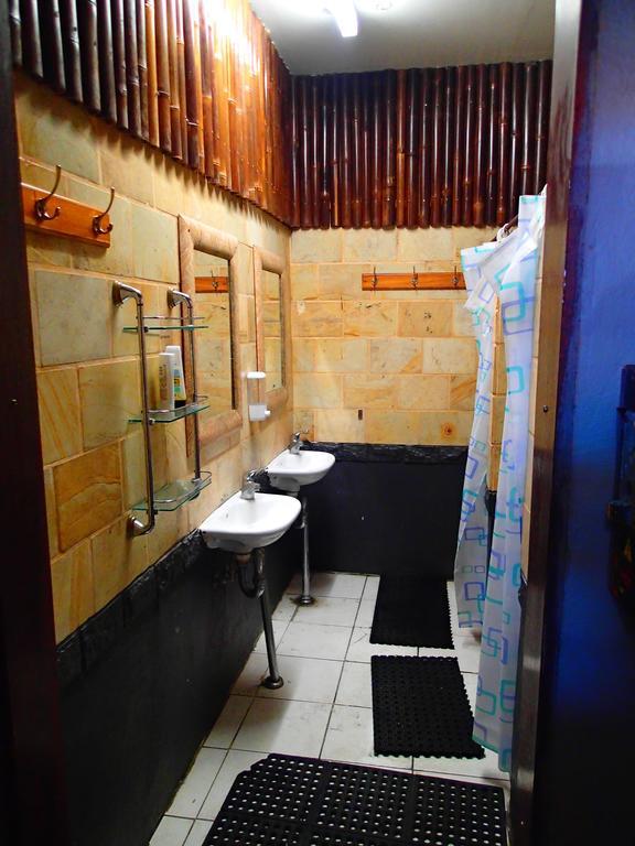 Bambu Backpackers Hostel