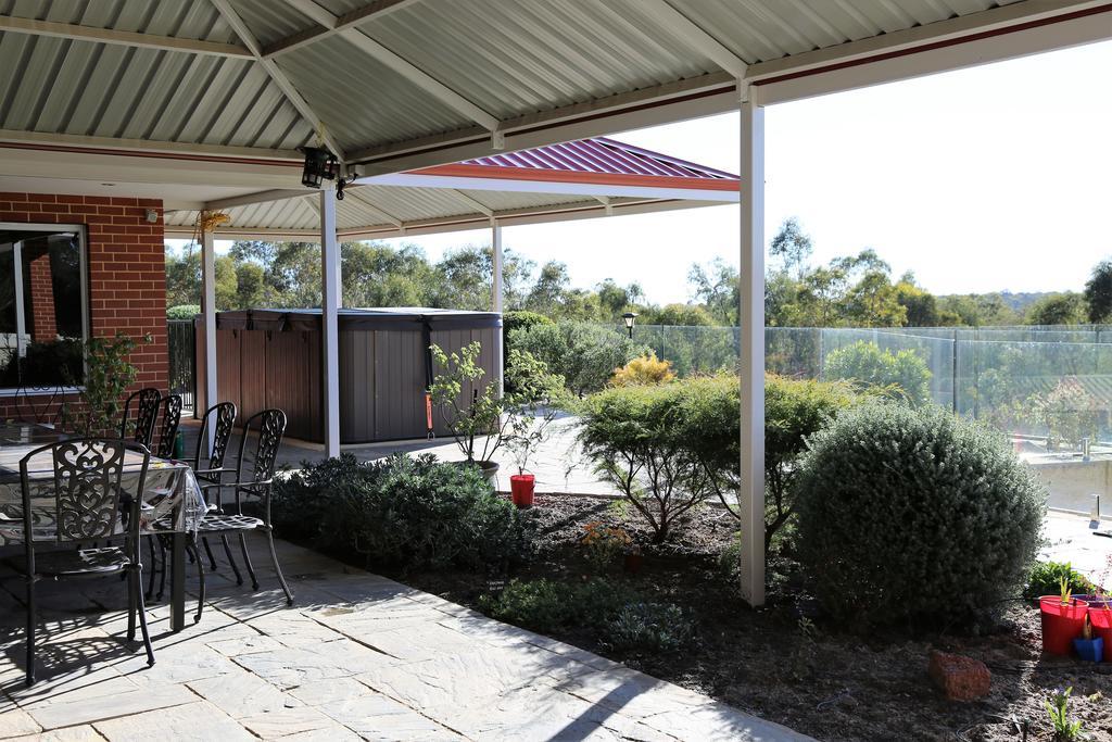 Farm stay Brigadoon Retreat Perth