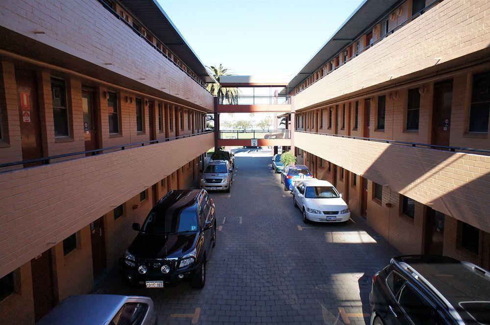 Motel Waters Perth