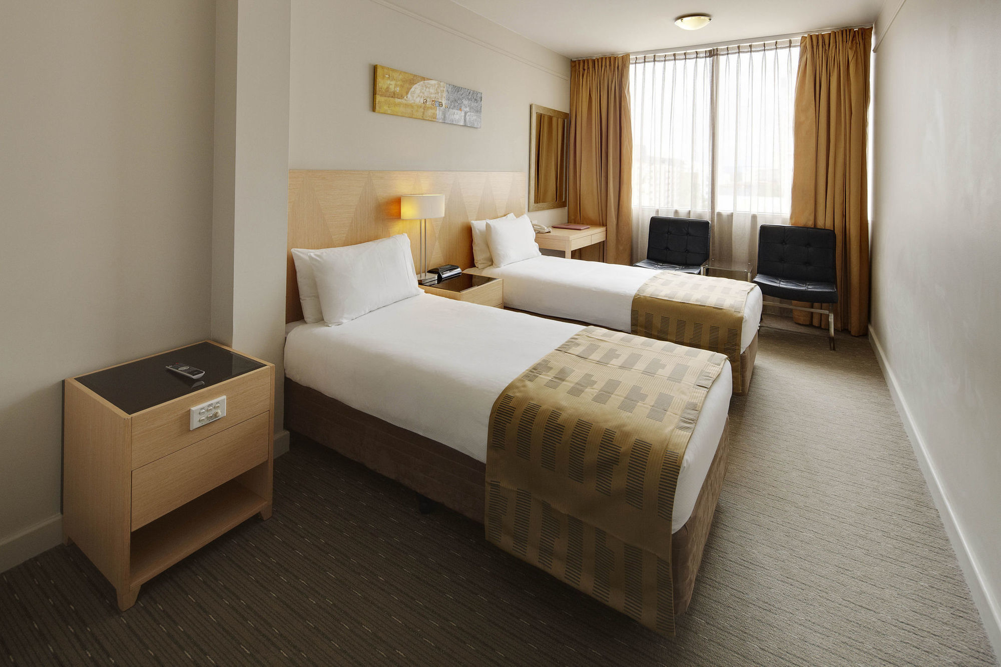 Quality Ambassador Hotel