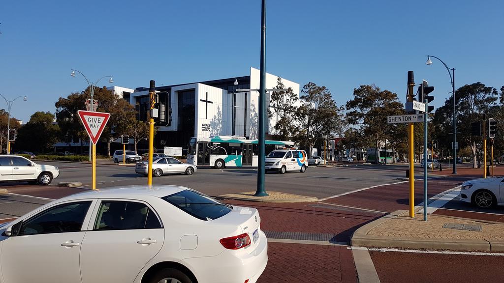 Joondalup Apartment *