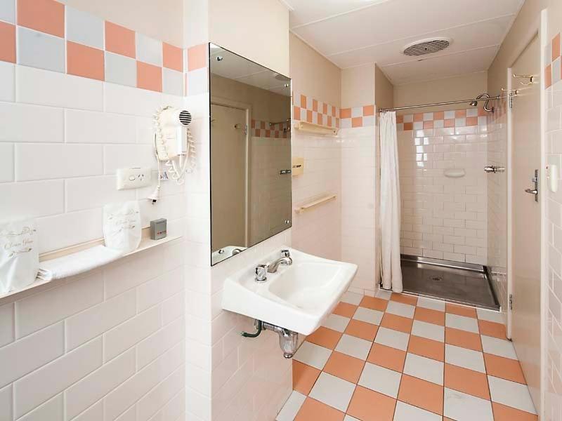 Comfort Wentworth Plaza Hotel