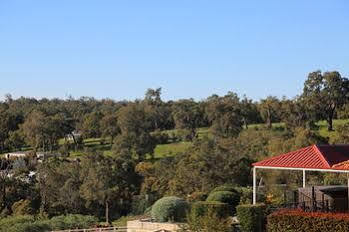 Brigadoon Retreat Farm stay