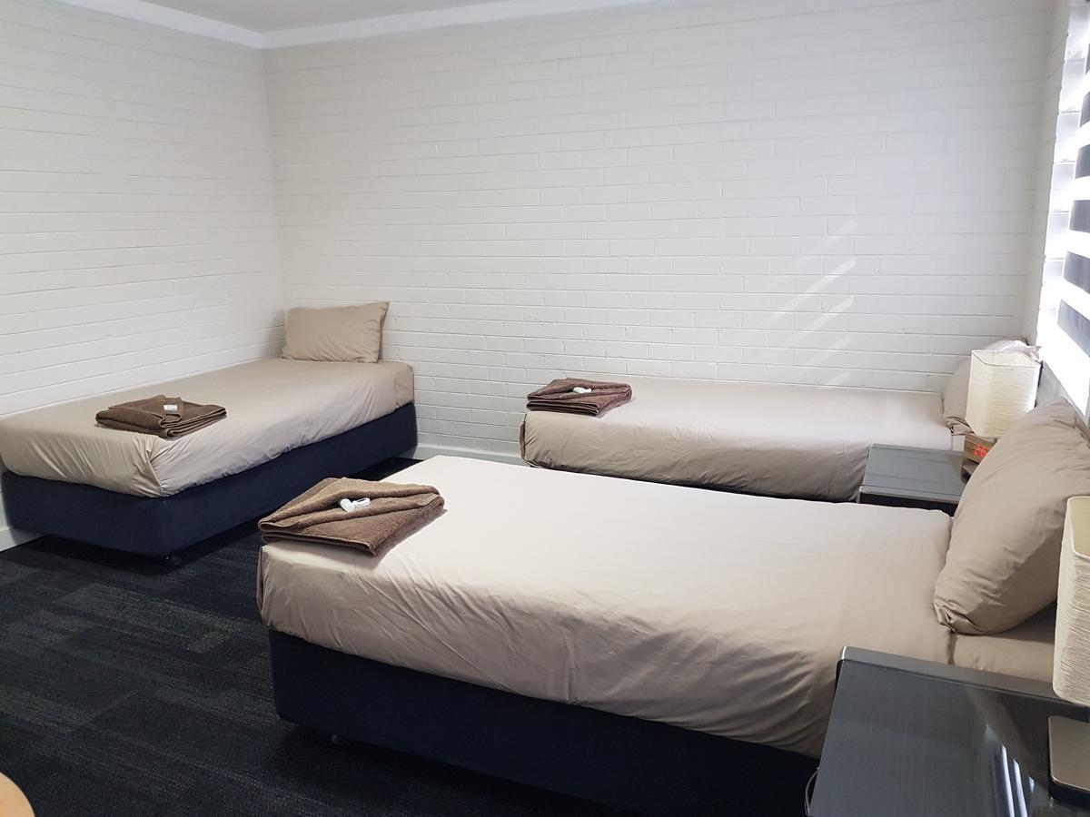 Waters Motel 3*