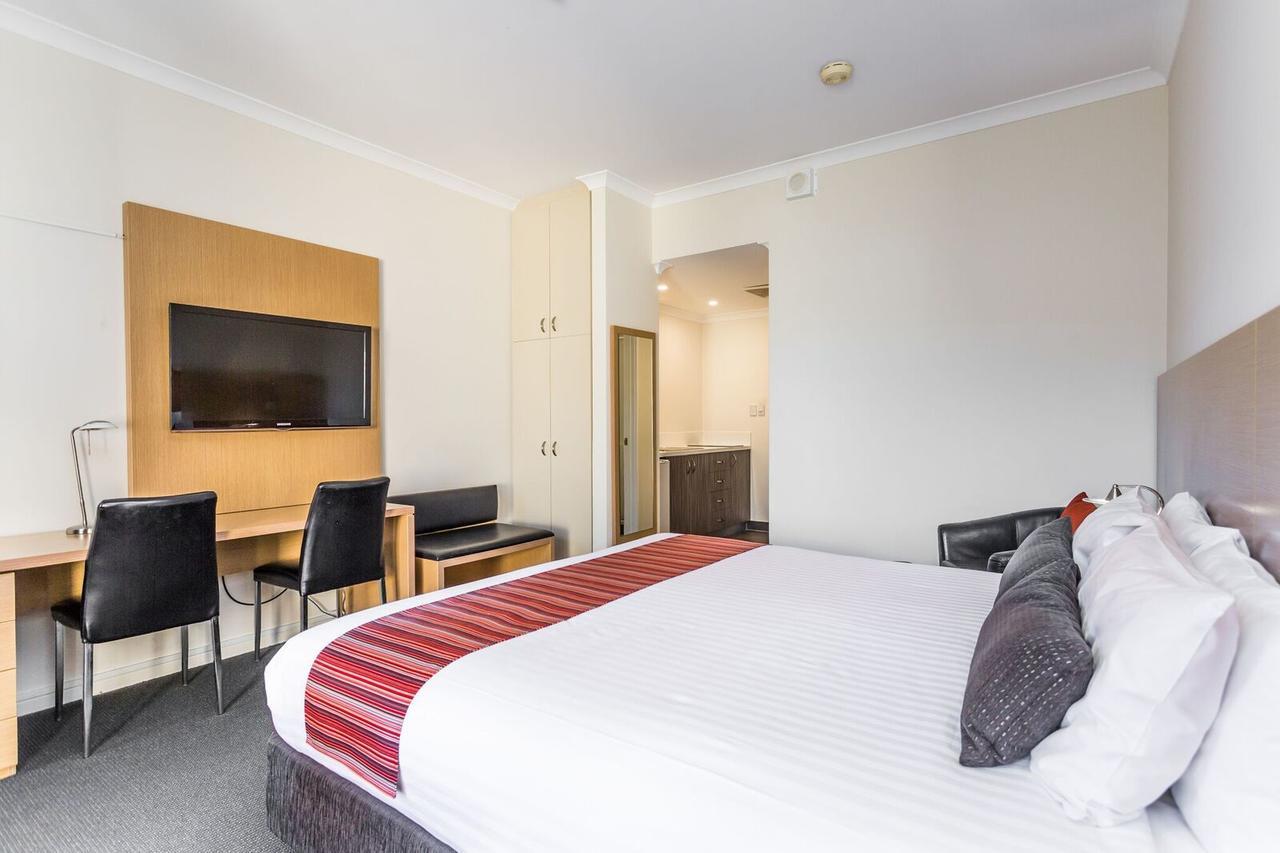 Country Comfort Aparthotel