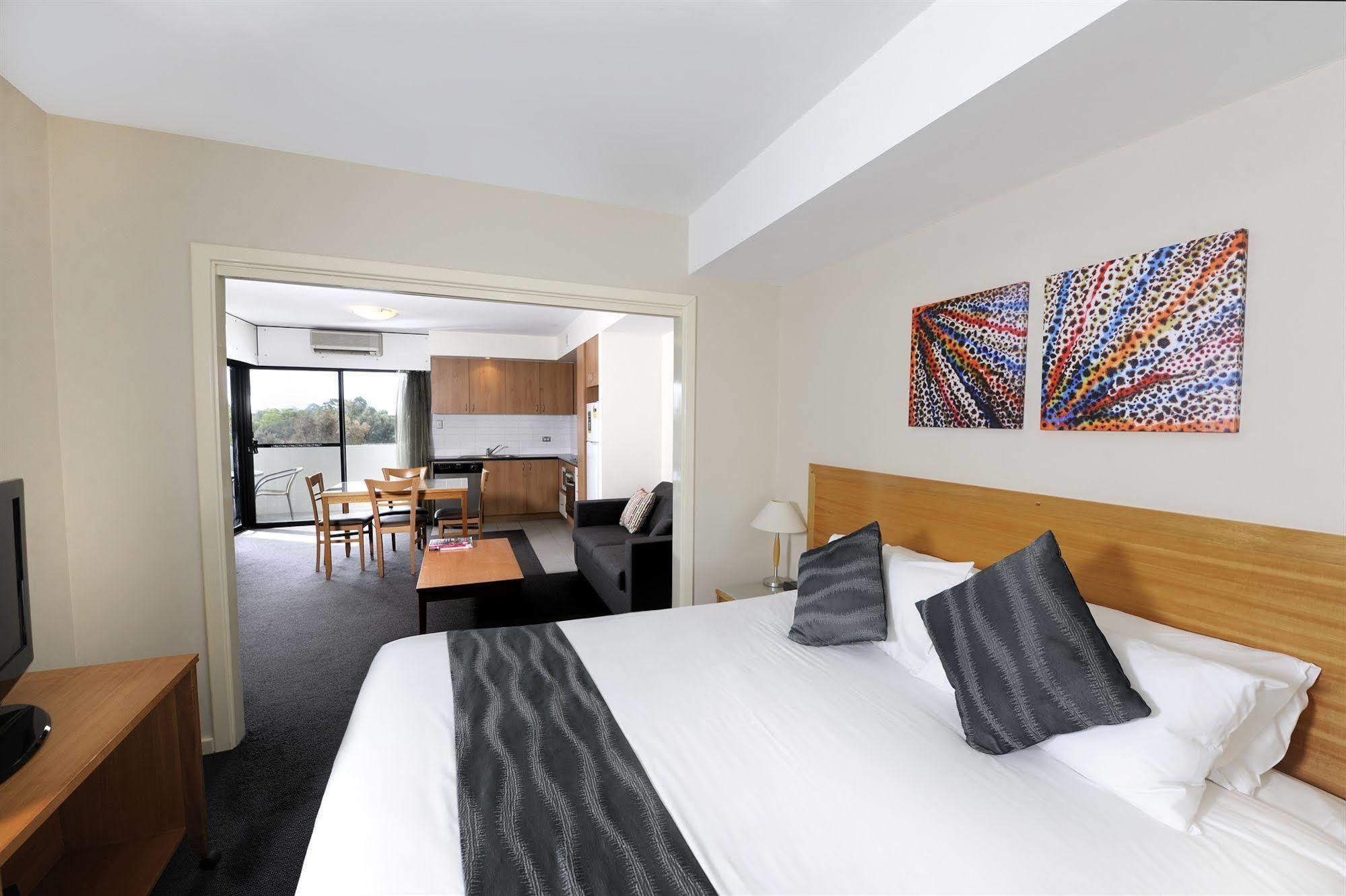 Assured Ascot Quays 4* Perth