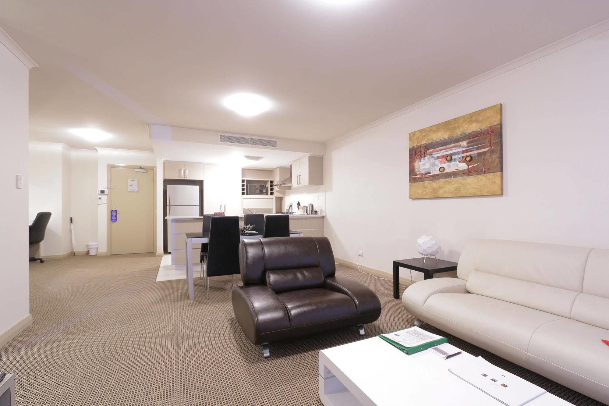 Verandah Aparthotel 4*