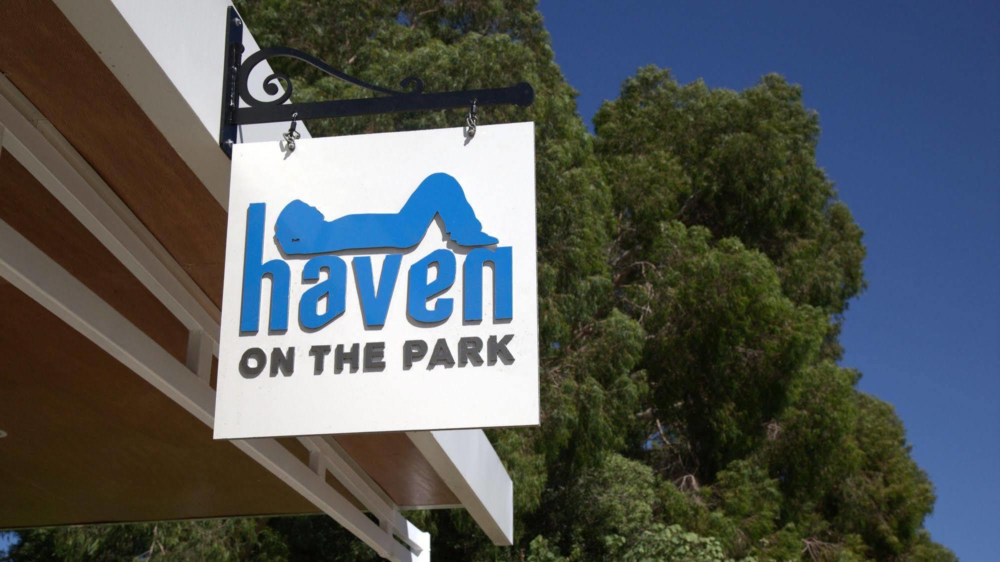 Haven On The Park Guest house
