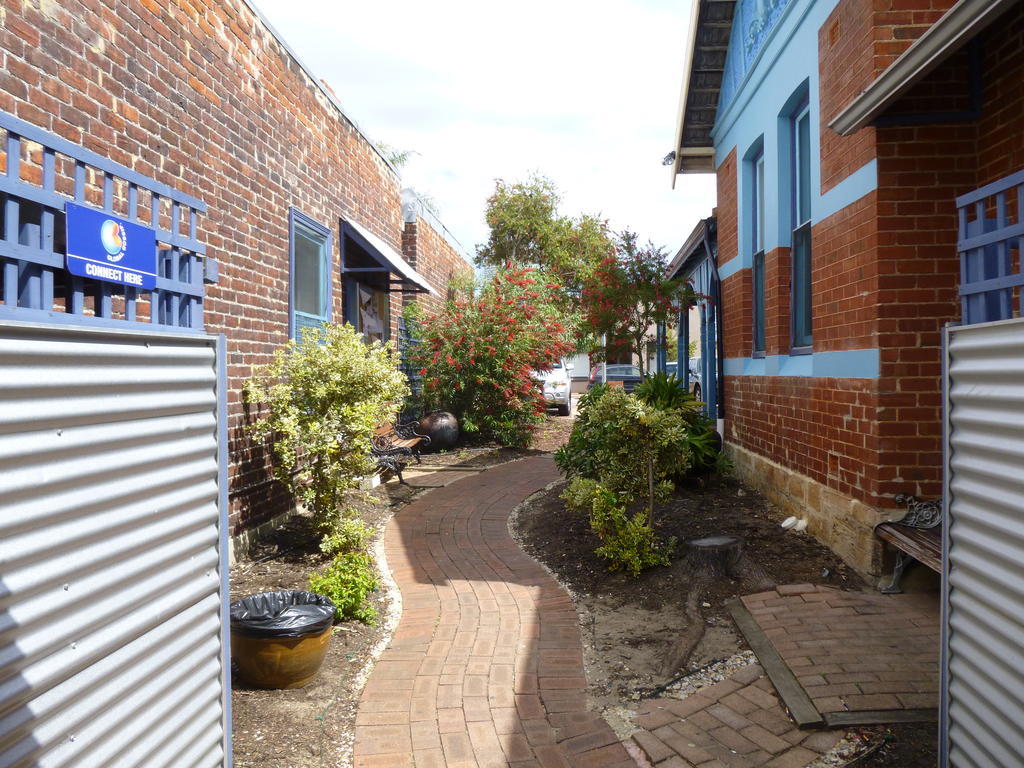Coolibah Northbridge Hostel *