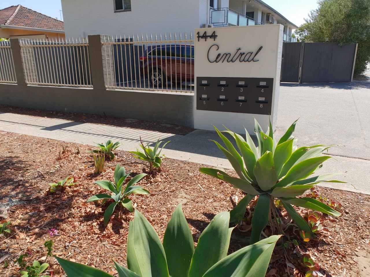 Mt.lawley Superb 2 Bedroom Location Comfort, Style 3 Apartment Perth