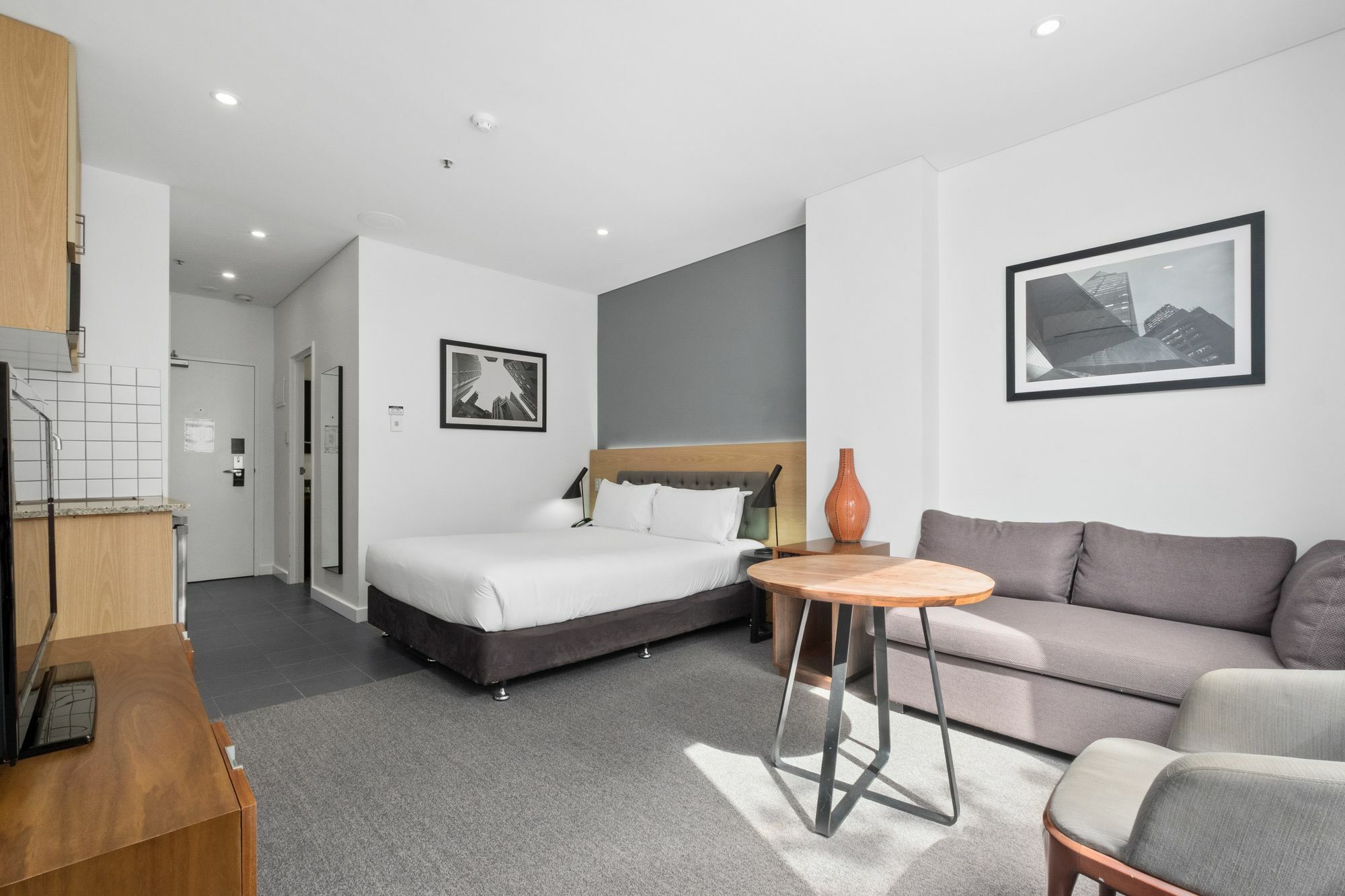 Apartment Executive