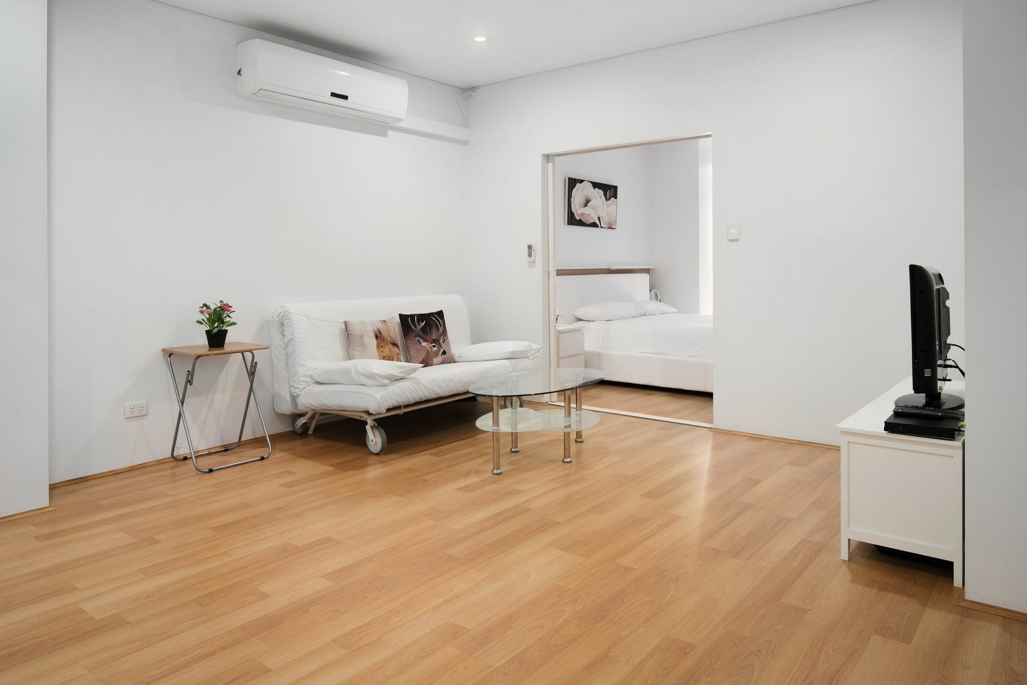Executive Apartment *