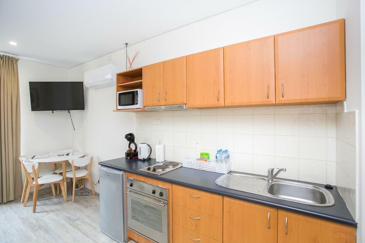 Executive Apartment *