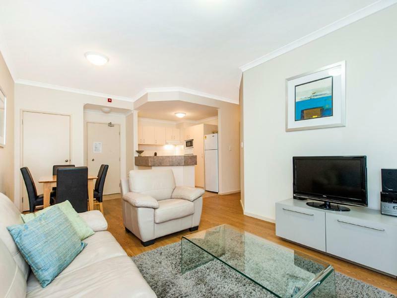 Apartment On The Park - Executive Escapes