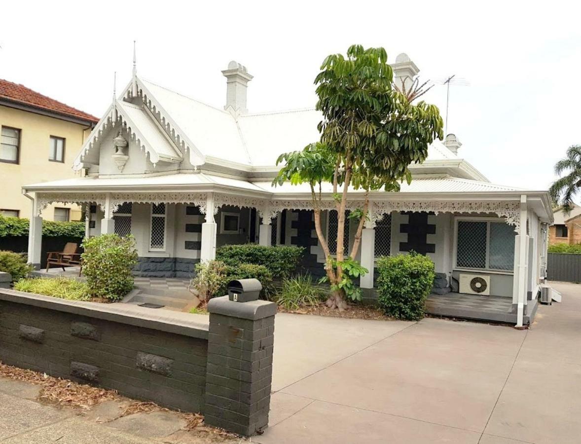 Apartment Heritage And Charming House In Subi