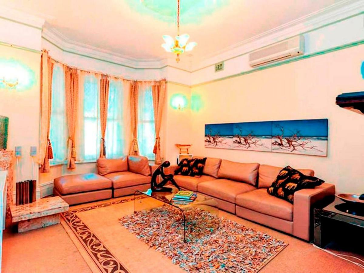 Apartment Heritage And Charming House In Subi
