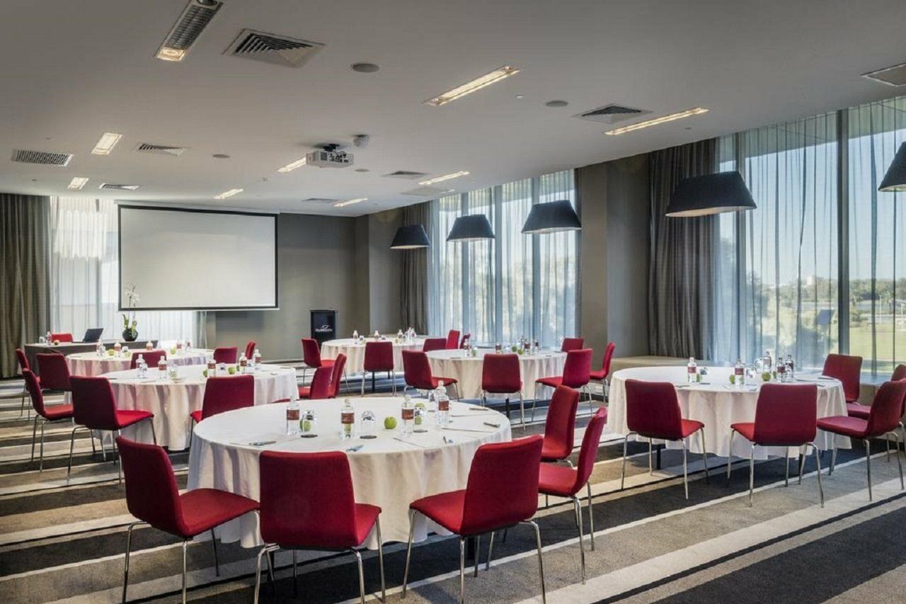 Aparthotel Fraser 5*