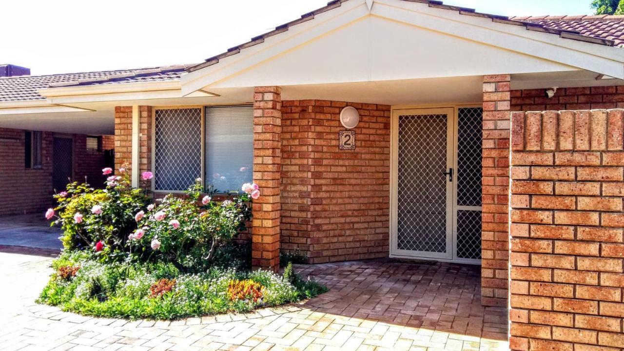 Holiday home Camelias Boutique In Dianella
