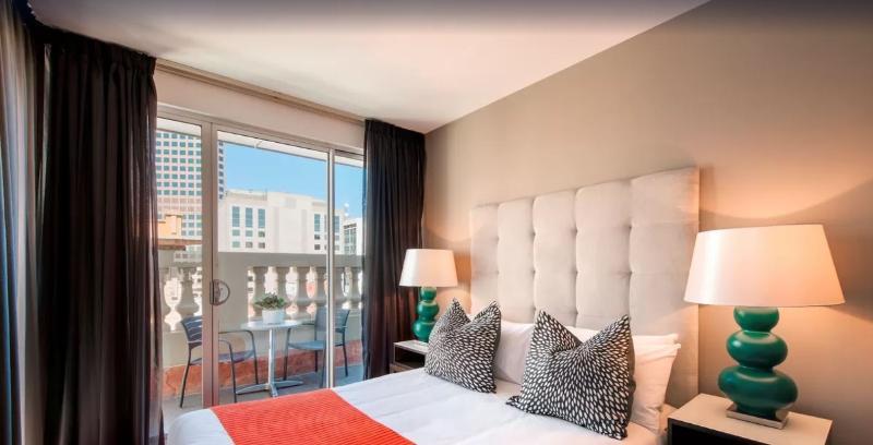 West Perth, An Ihg