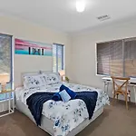 4 Comfy Spacious Family Home