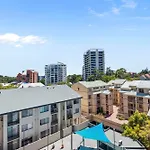 3Br East Perth Penthouse Views & Style