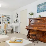 Joel100A - Riverside Retreat At Mount Lawley