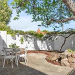 Joel100A - Riverside Retreat At Mount Lawley