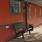 Rusty Hollow Railway Carriage
