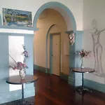 What are the best hotels near Kings Park and Botanic Garden?
