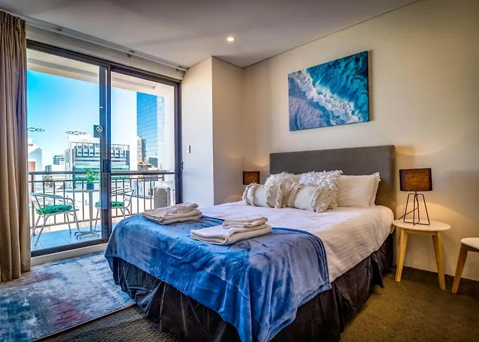 901 Inner City Zen Balcony Views 1Br Cbd