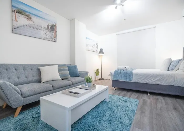 206 Funky Executive Studio Cbd Ac