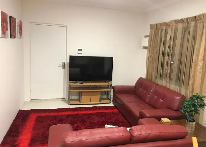 Iluka Guest House