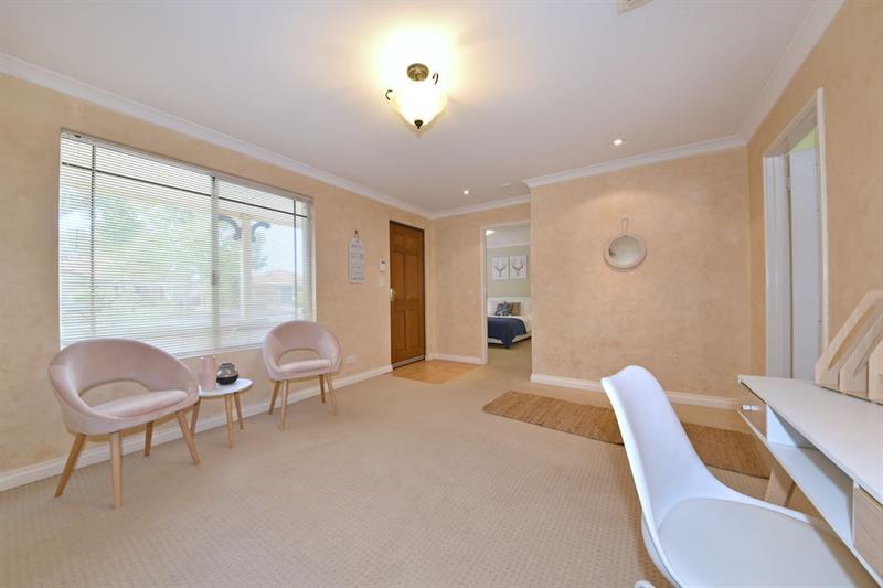 Redcliff Close To & Airport Hotel Perth