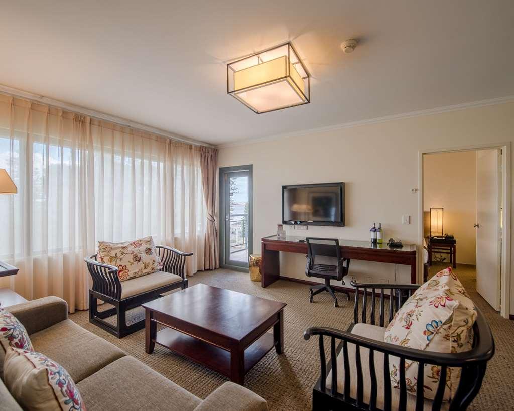 Aparthotel Pagoda & 4*
