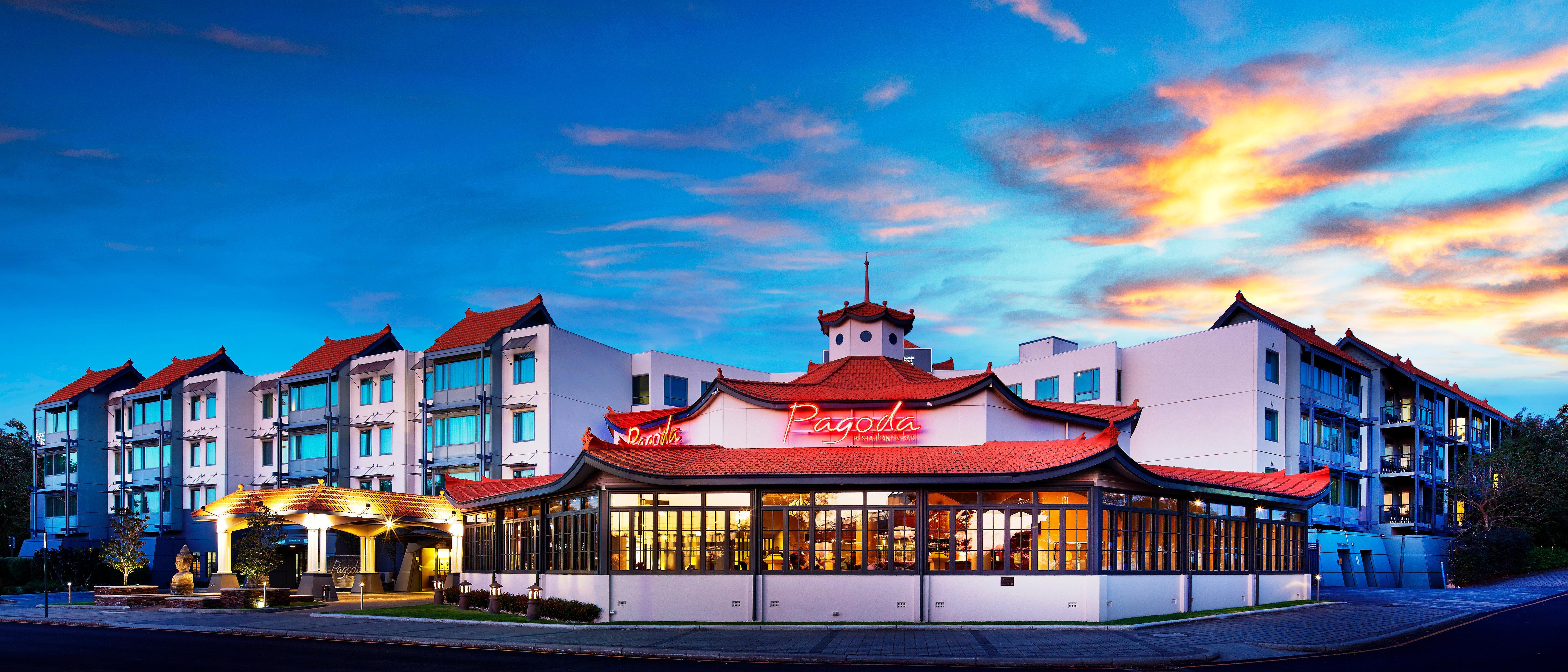 Pagoda & 4* Perth